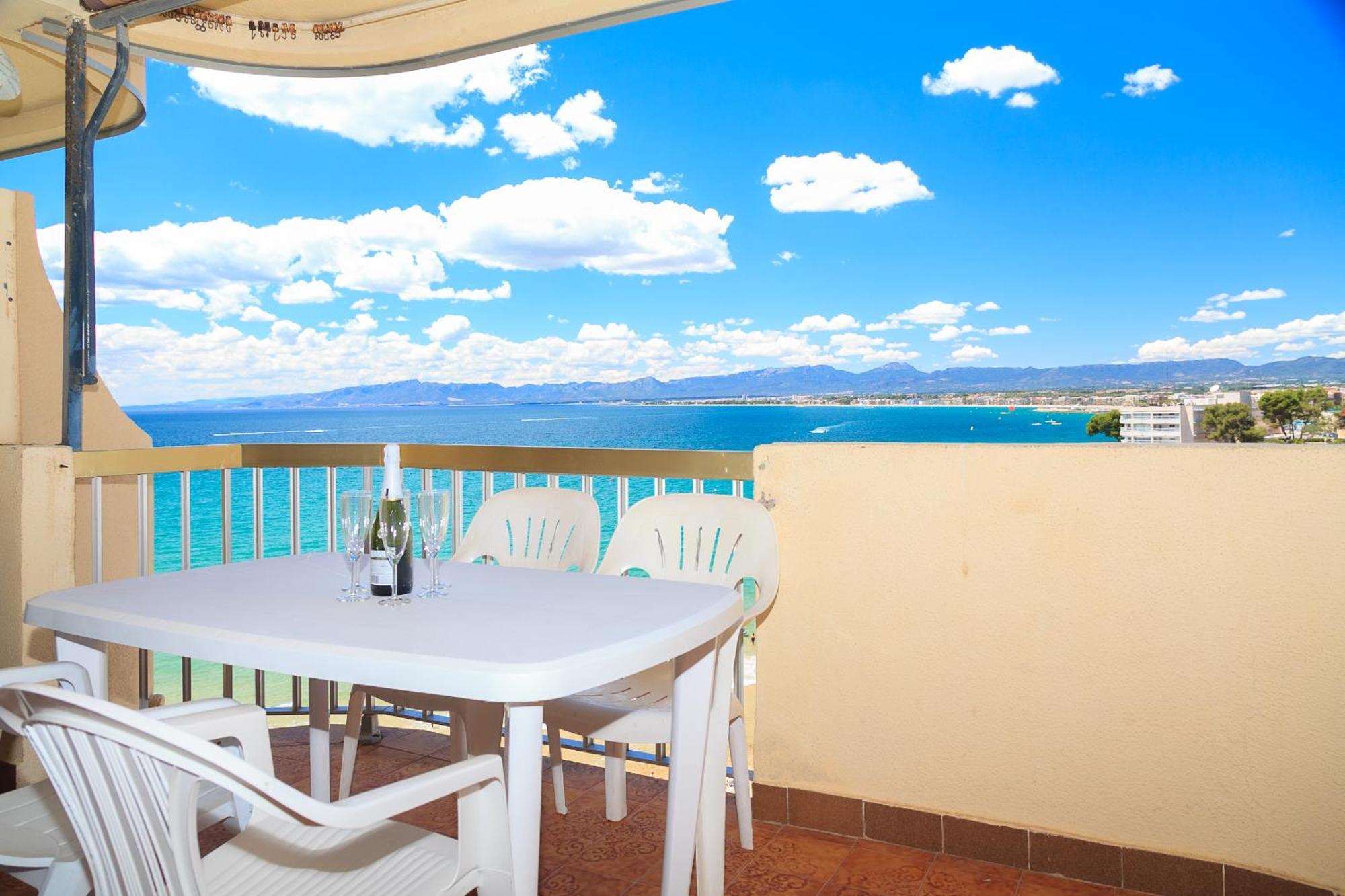 Uhc Sorolla Apartments Salou Quarto foto